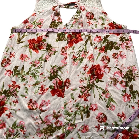 Umgee Floral Mini Dress Sleeveless with Crochet Cut Out V-neck Size Medium Tunic - Picture 8 of 10